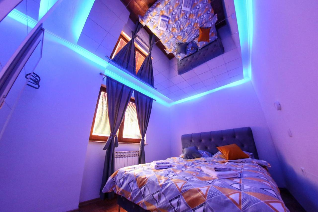 Apartman Hedonist Jacuzzi *
