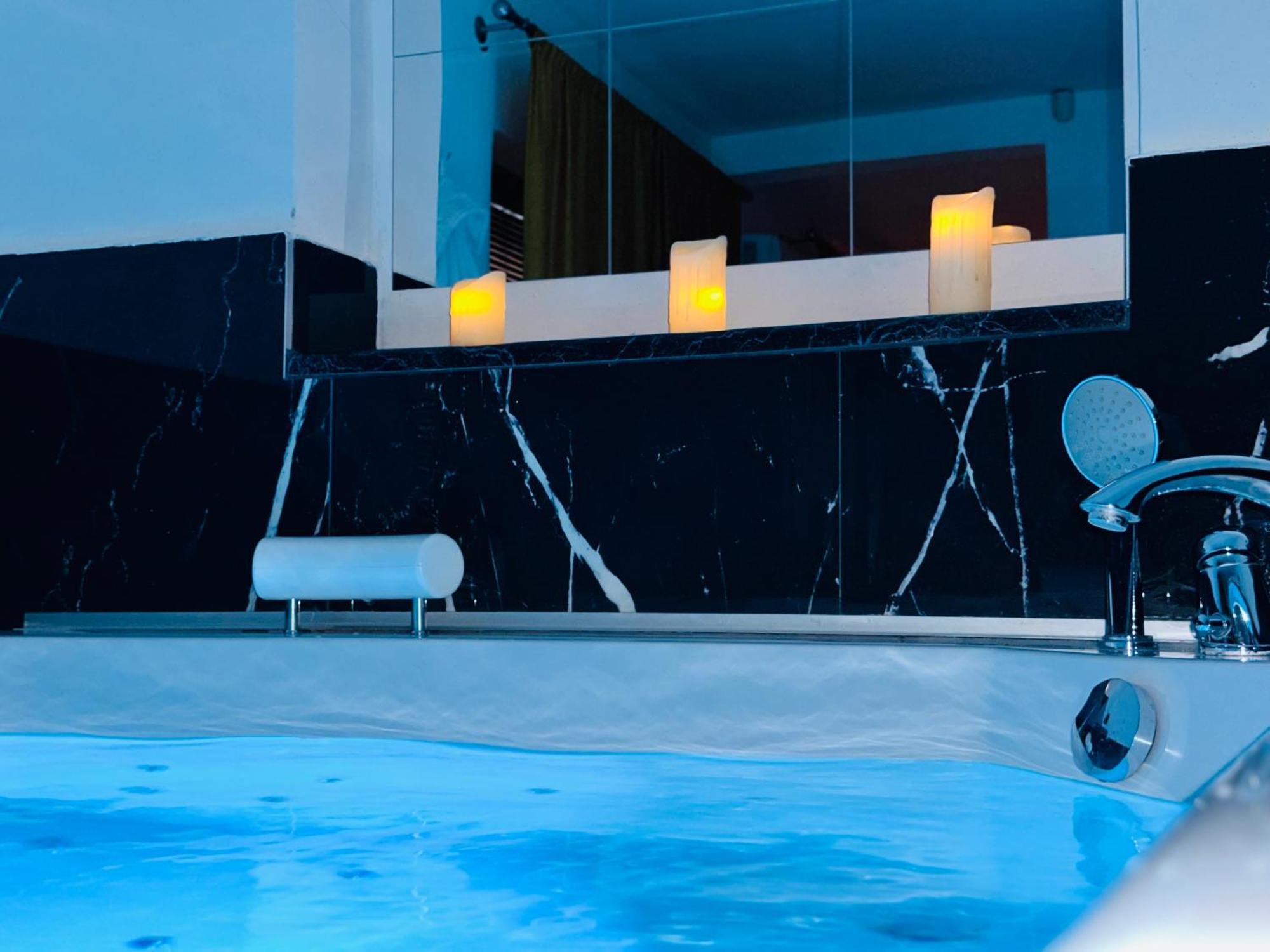 Hedonist Jacuzzi Sarajevo